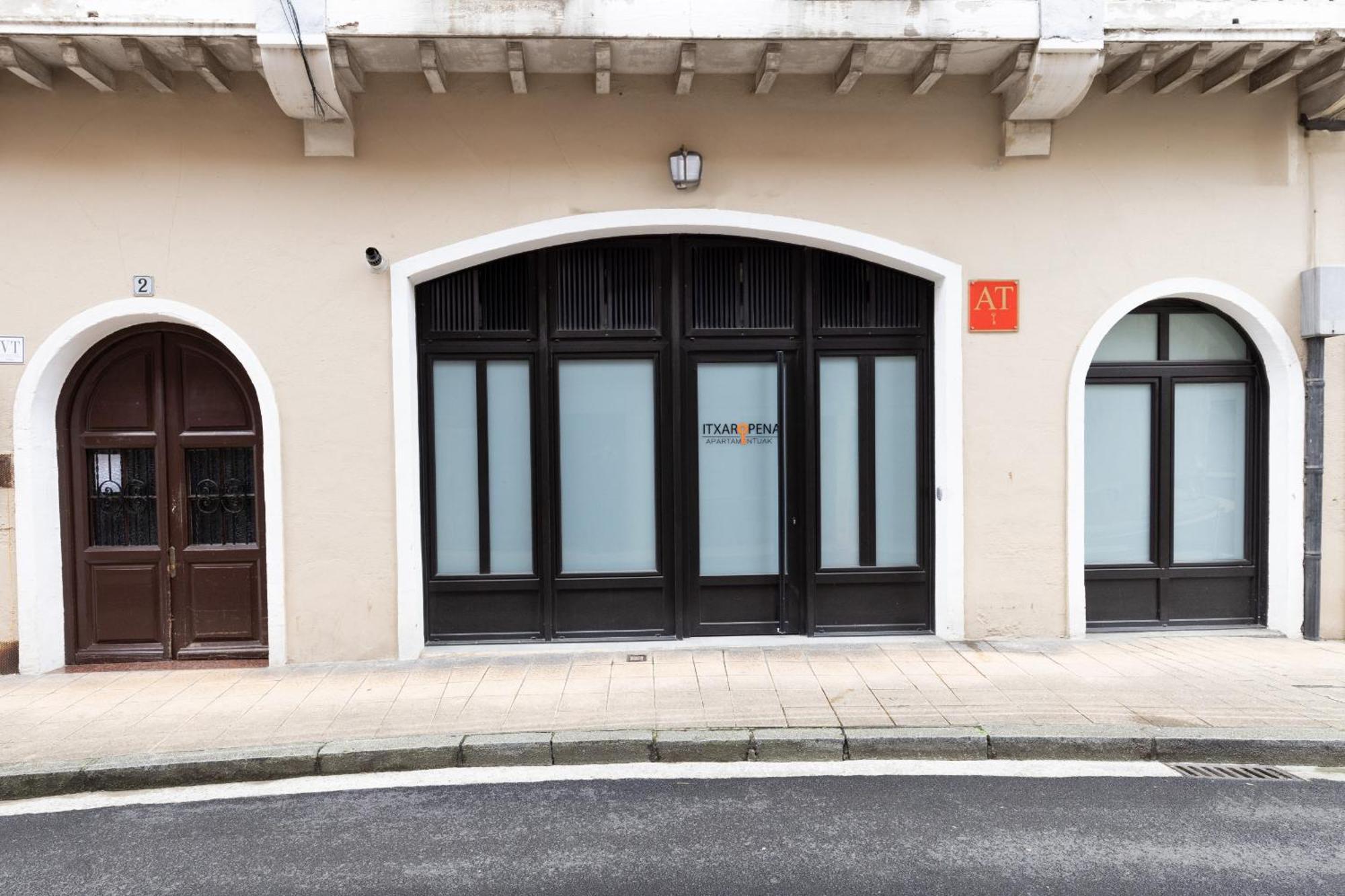 Egona -Apartamentos Itxaropena Zarautz Buitenkant foto