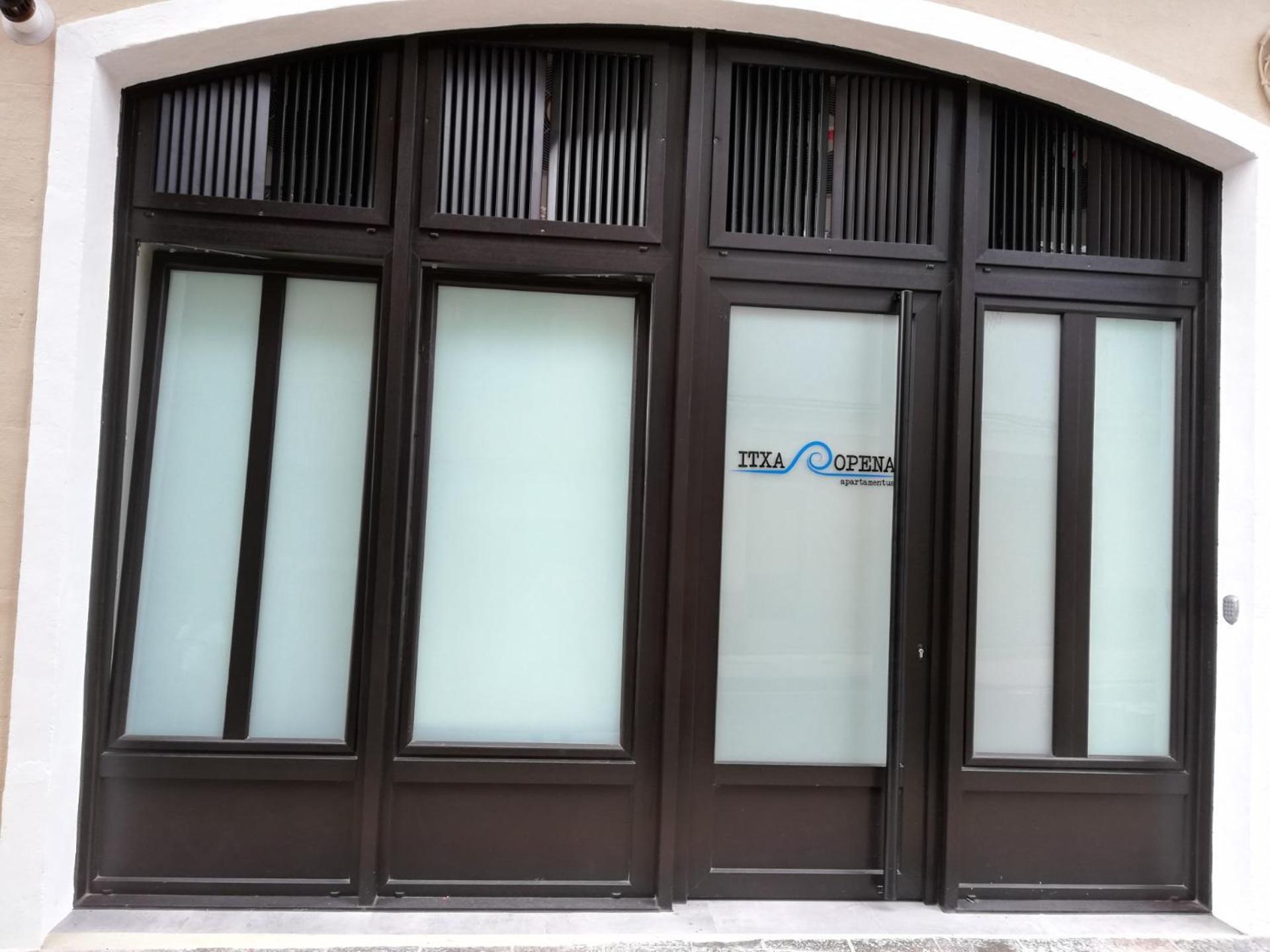 Egona -Apartamentos Itxaropena Zarautz Buitenkant foto